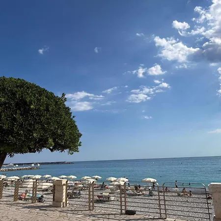 Lägenhet La Finestra Sul Mare House